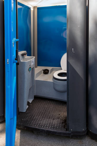 Best Emergency porta potty rental  in Bridgeport, CT
